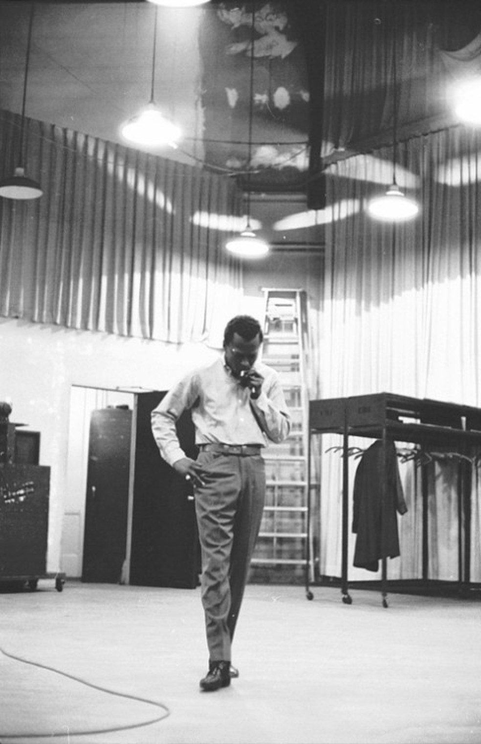Miles Davis durante as gravações do álbum Kind of blue, lançado em 1959 — Foto: Divulgação/Sony Music Entertainment