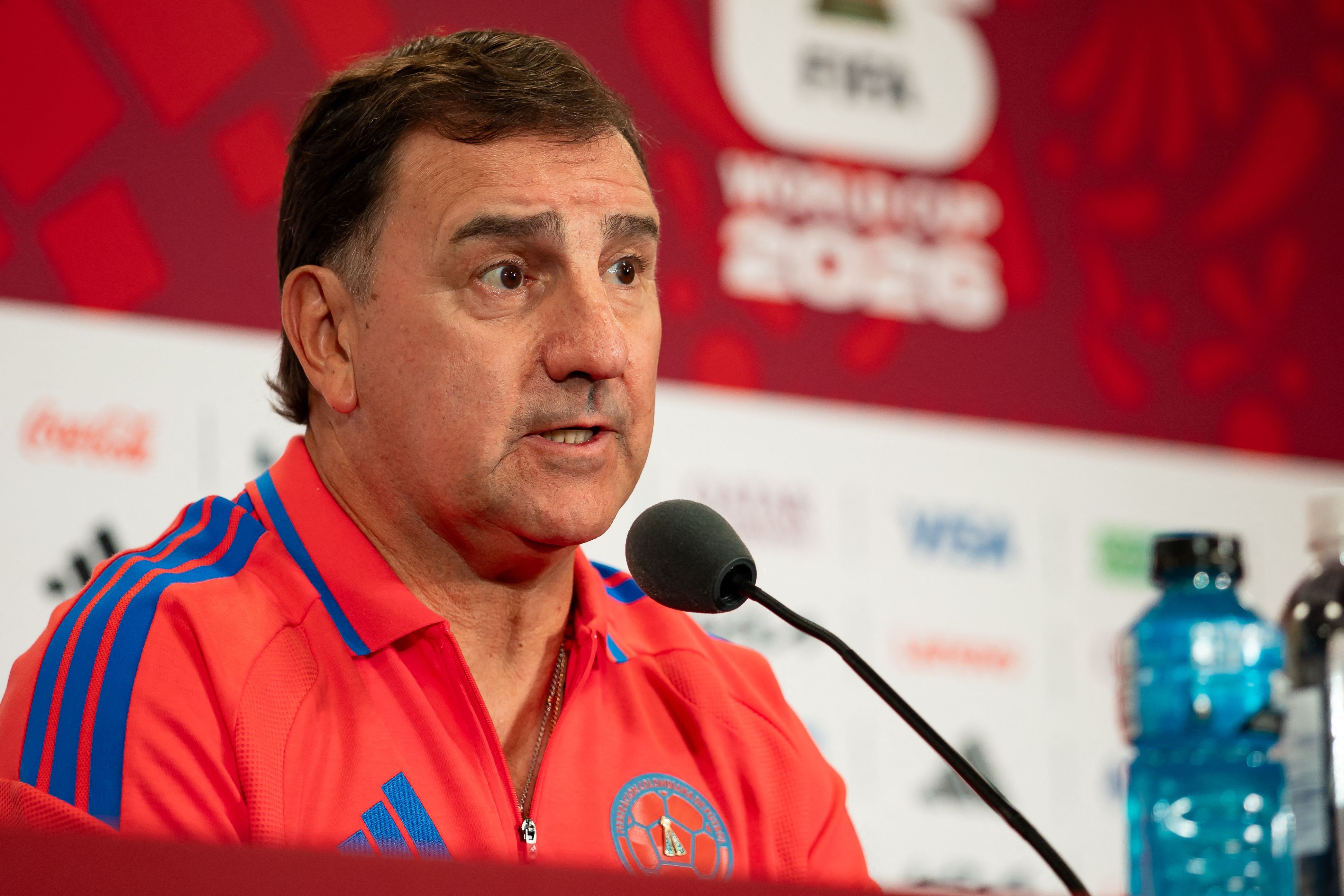 Seleção da Colômbia renova com treinador Néstor Lorenzo após disputa da Copa do Mundo