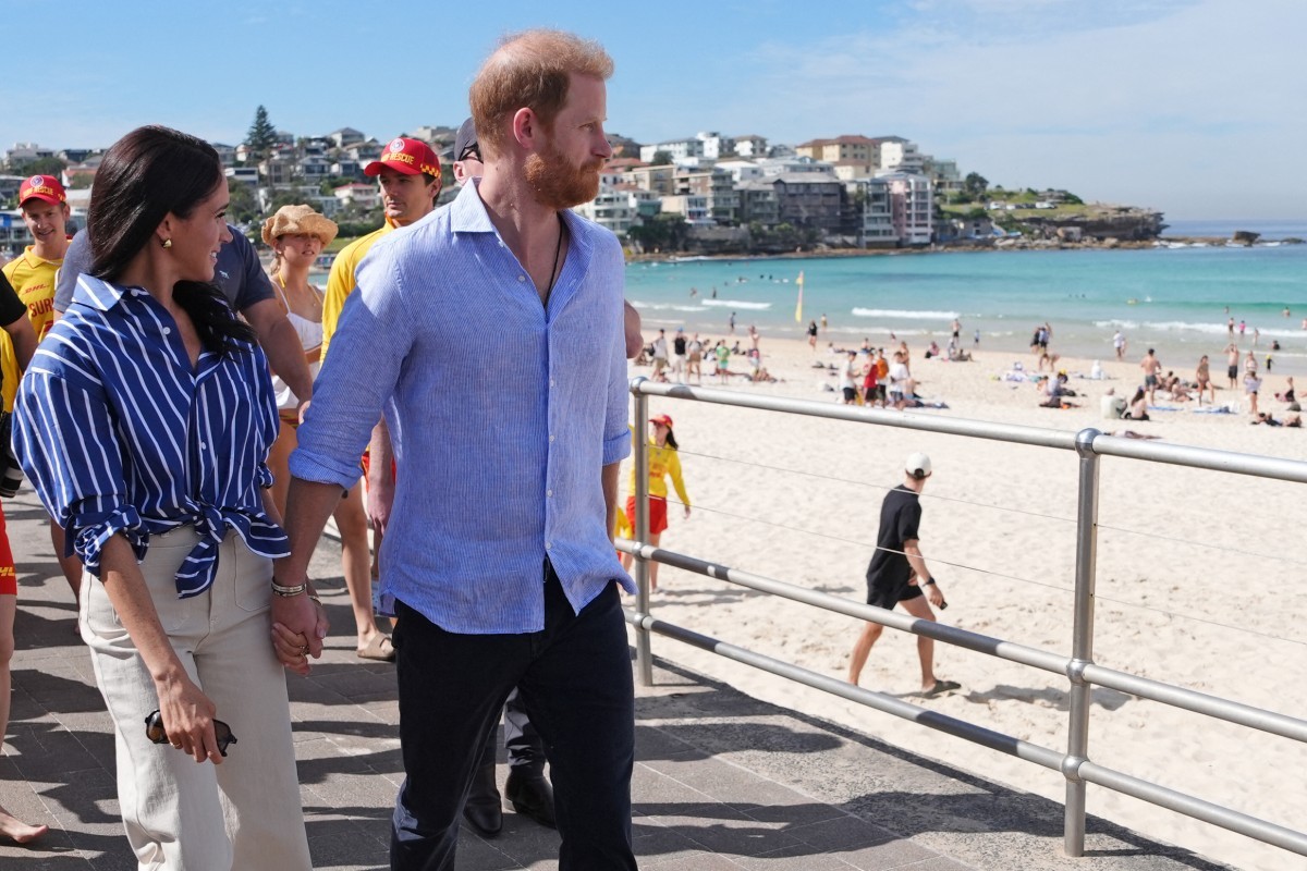 Príncipe Harry e Meghan Markle se reúnem com sobreviventes de ataque em praia na Austrália