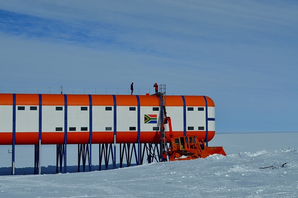 A base Sanae IV, localizada na Costa da Rainha Maud — Foto: Divulgação/South African National Antarctic Programme