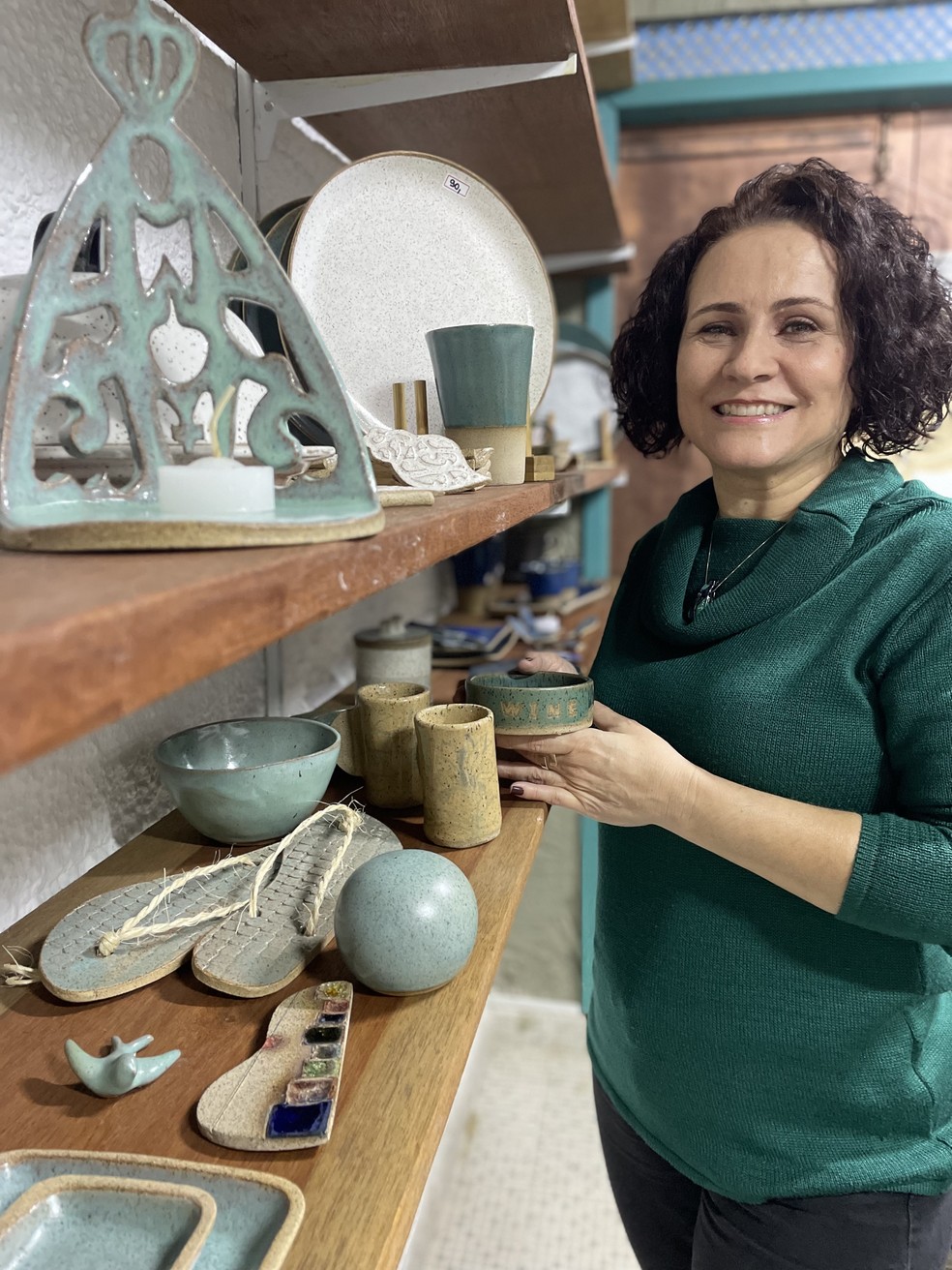 Katia Saraiva. Ceramista receberá visitantes no Espaço Néctar — Foto: Divulgação