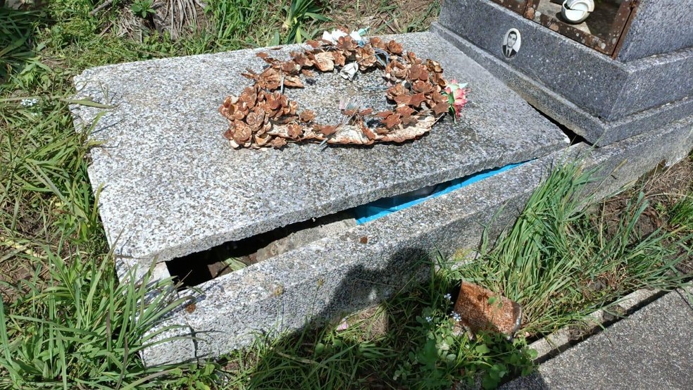 Corpo de vítima de traficantes foi escondido em túmulo em São Joaquim (SC) — Foto: Polícia Civil SC