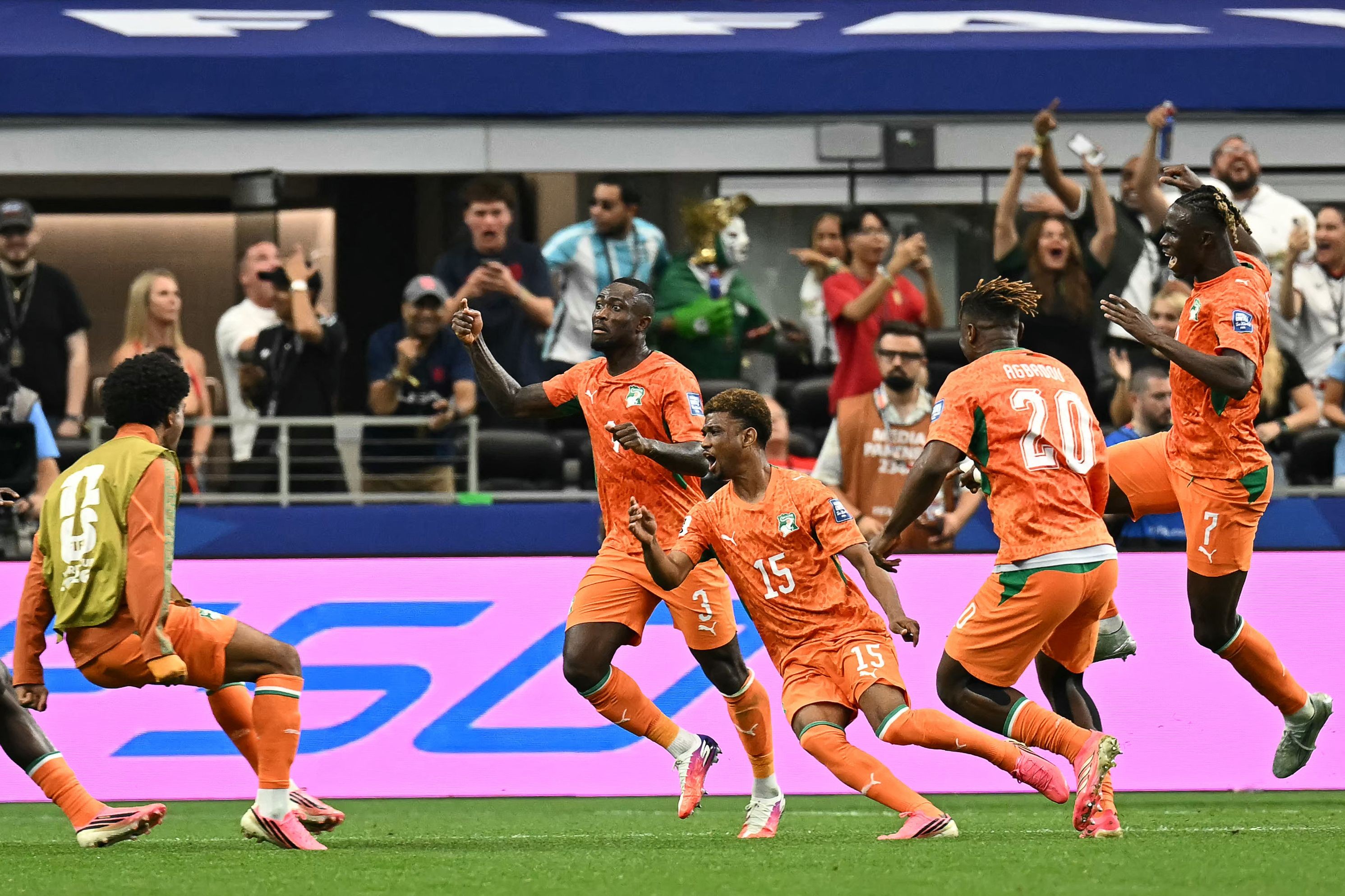 Costa do Marfim 1 x 2 Noruega: Haaland recoloca noruegueses em vantagem no duelo que decidirá rival do Brasil; siga ao vivo