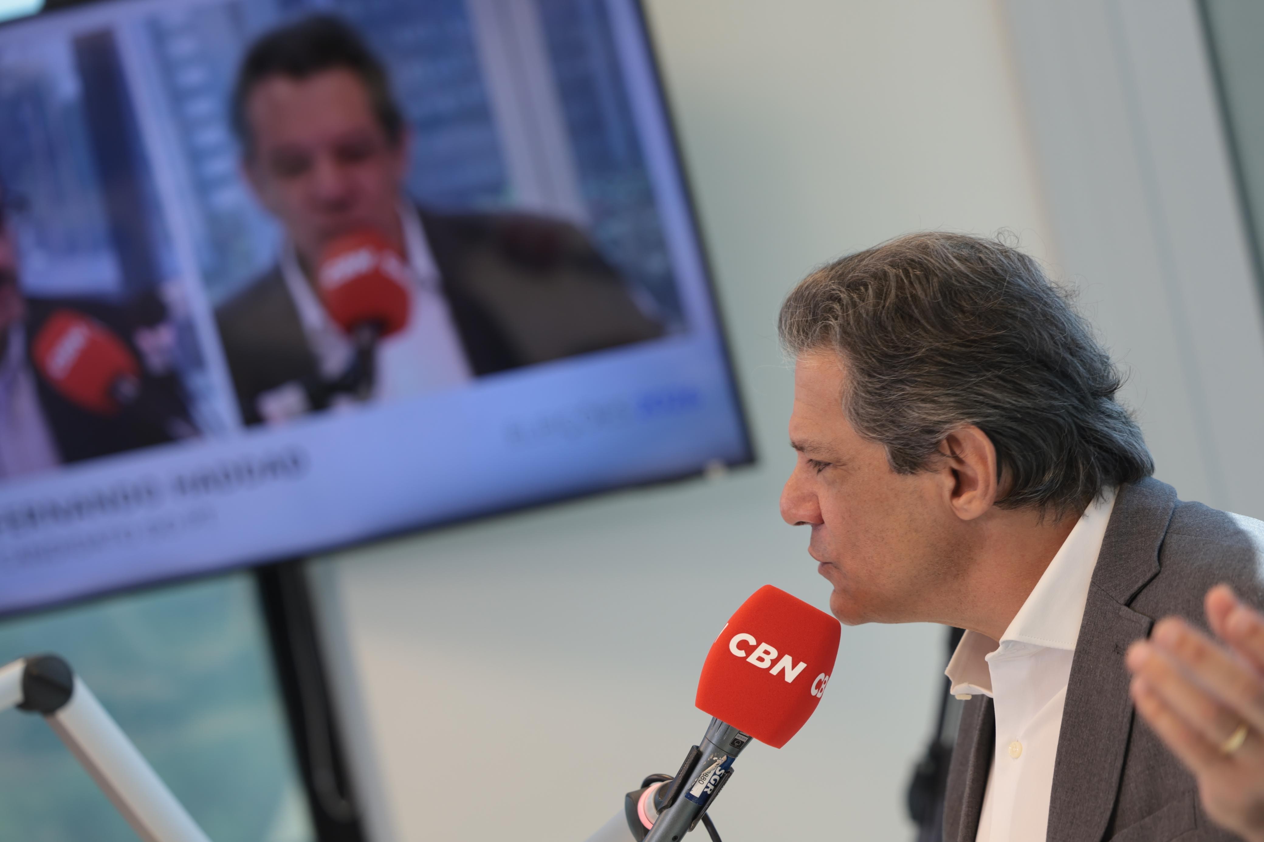 Haddad cancela passeata na periferia de São Paulo por jantar com empresários e defende 