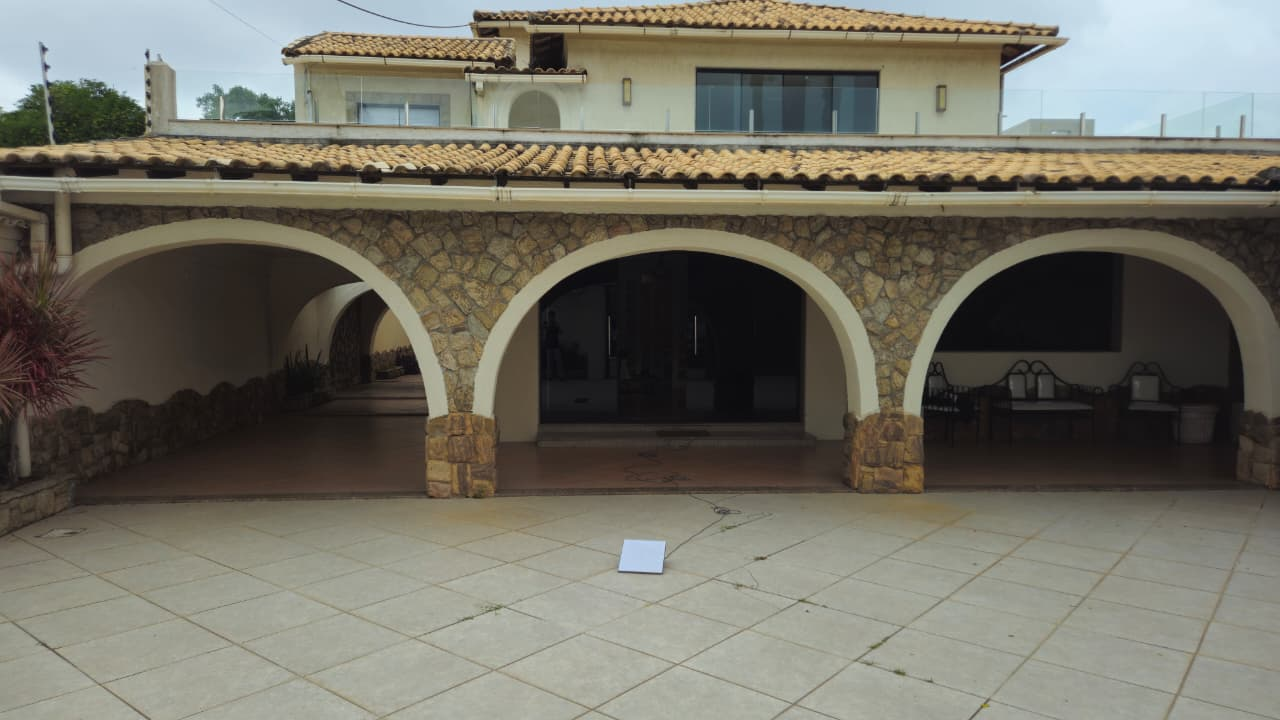 Casa em Cabo Frio, em que Adilsinho, contraventor apontado como chefe da máfia do cigarro, foi preso pela PF e Polícia Civil do Rio — Foto: Divulgação/ PCERJ