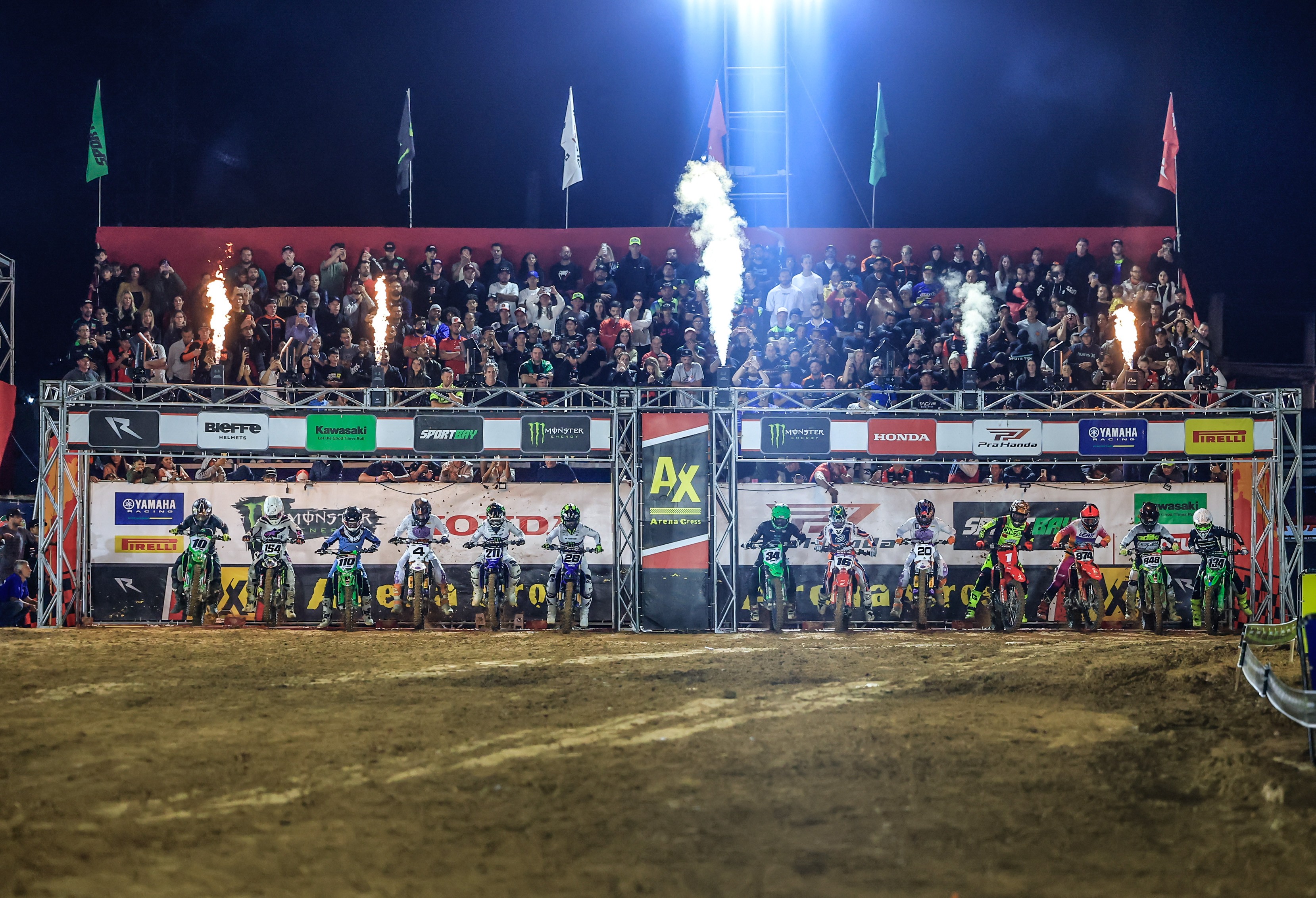 Arena Cross reúne público recorde em Indaiatuba
