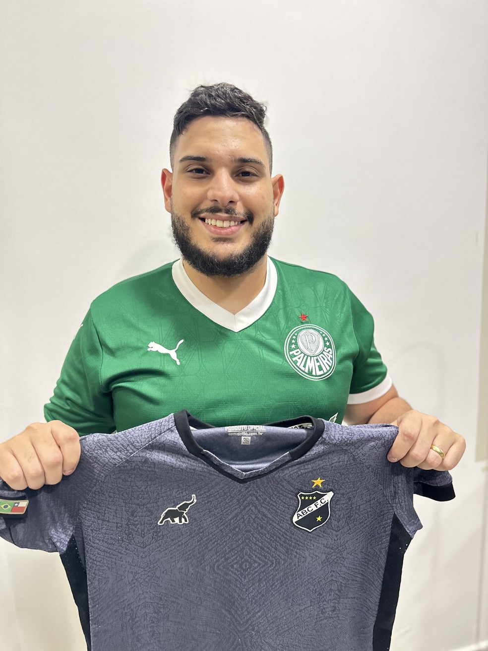 Arthur Henrique ostenta paixão por Palmeiras e ABC — Foto: Acervo pessoal