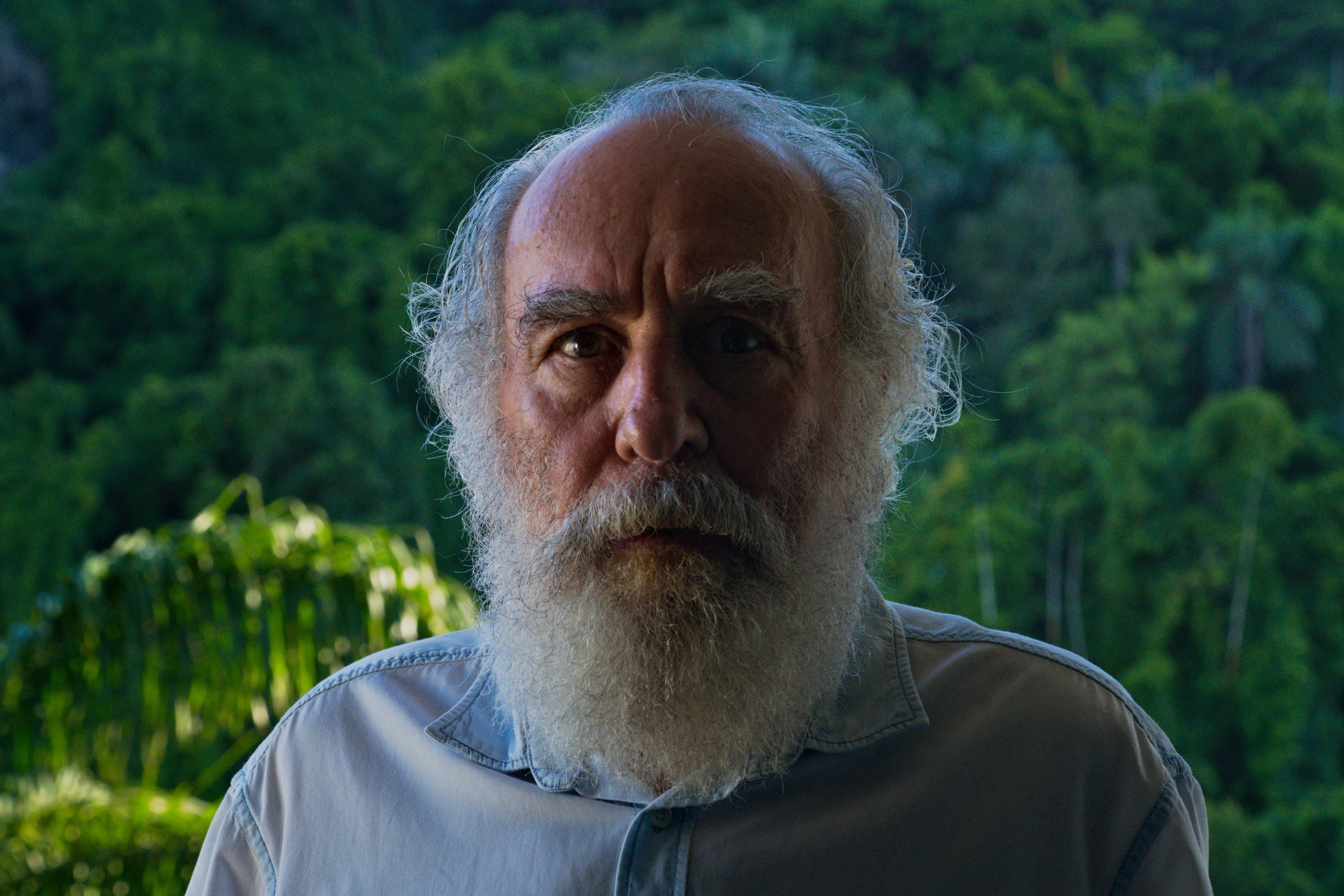 Júlio Bressane chega aos 80 anos e se prepara para lançar no