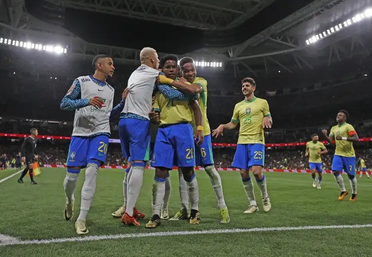 Servidores federais poderão ser liberados 3h antes dos jogos da Seleção Brasileira