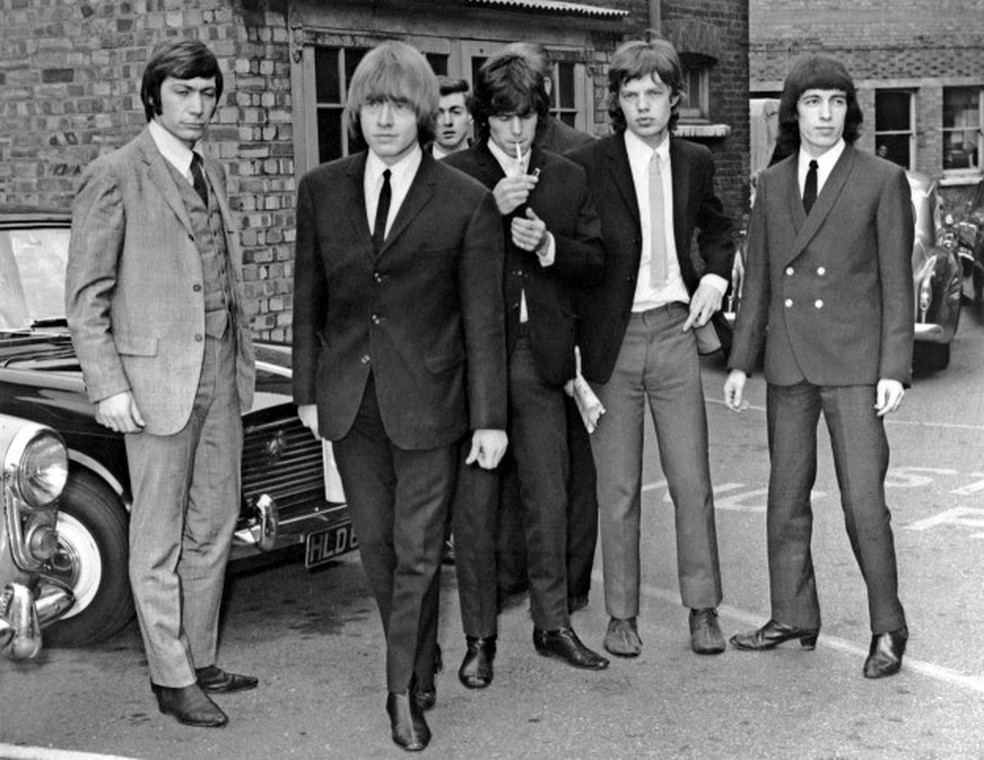 Os Rolling Stones em 1965 (a partir da esq.): Charlie Watts, Brian Jones, Keith Richards, Mick Jagger e Bill Wyman — Foto: AFP