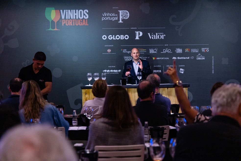 O master of wine Dirceu Vianna Júnior apresentou os sabores característicos da região do Tejo em uma das últimas provas da 11ª edição do Vinhos de Portugal — Foto: Rebecca Maria