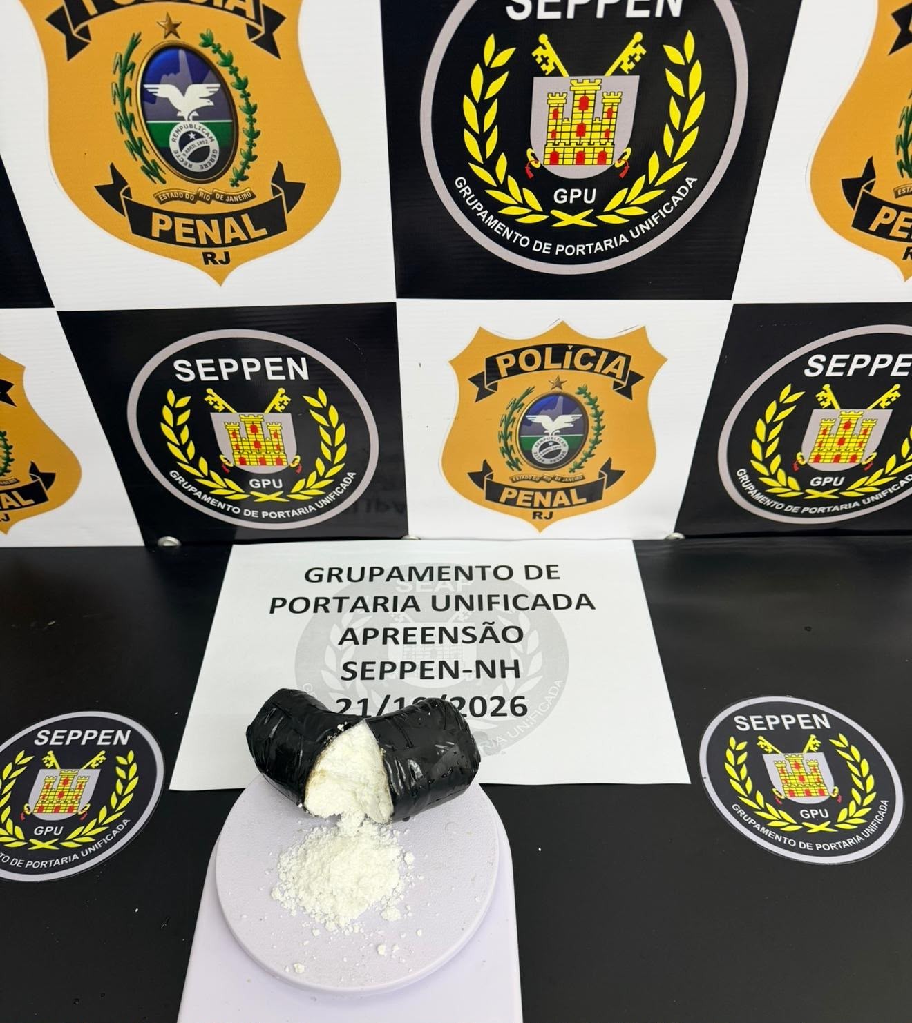 Visitante grávida é presa ao tentar entrar no Complexo de Gericinó com drogas escondidas nas partes íntimas