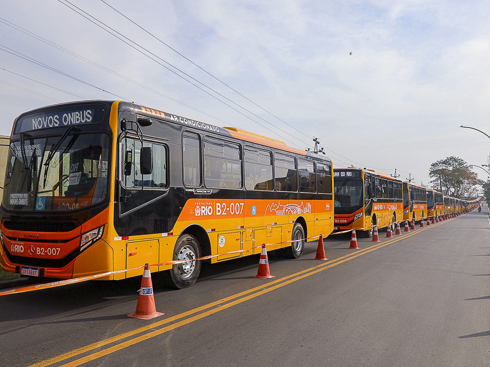 Prefeitura entrega 54 ônibus e inaugura primeira garagem pública do Sistema RIO em Campo Grande - QTU Questões do Universo