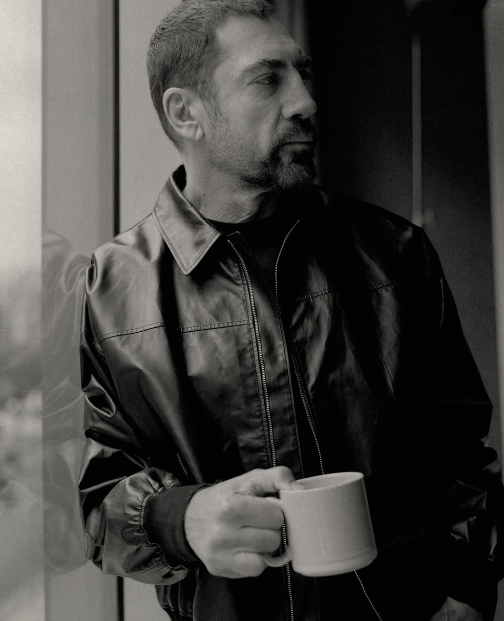 O ator Javier Bardem, estrela de'F1' — Foto: Ryan James Caruthers/The New York Times