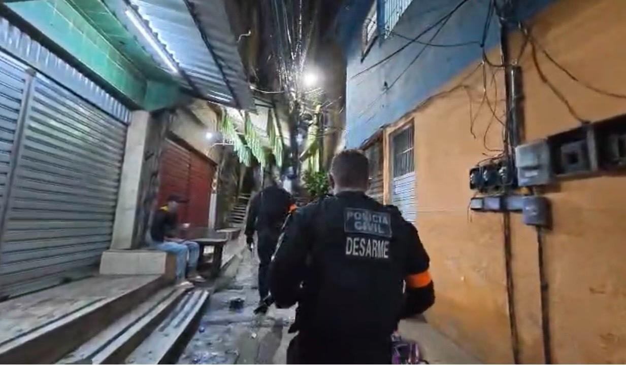 Operação no Rio desarticula fraude com dados de CACs