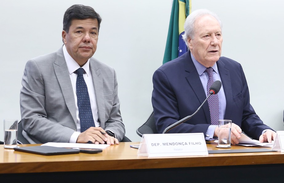 Deputado Mendonça Filho (União-PE) e o ministro da Justiça e Segurança Pública, Ricardo Lewandowski, em audiência sobre a PEC na Câmara