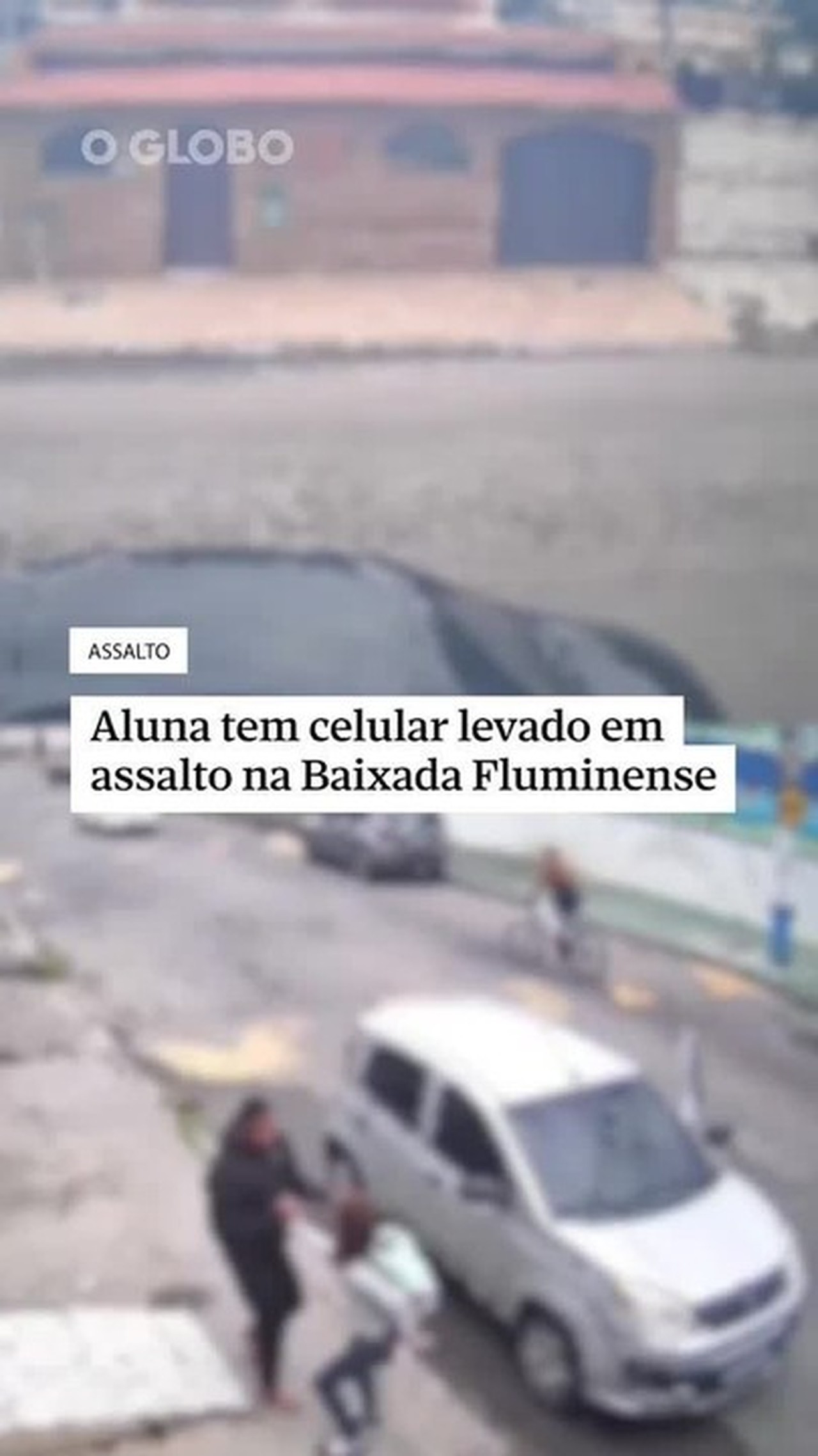Menina pede socorro durante assalto em Duque de Caxias
