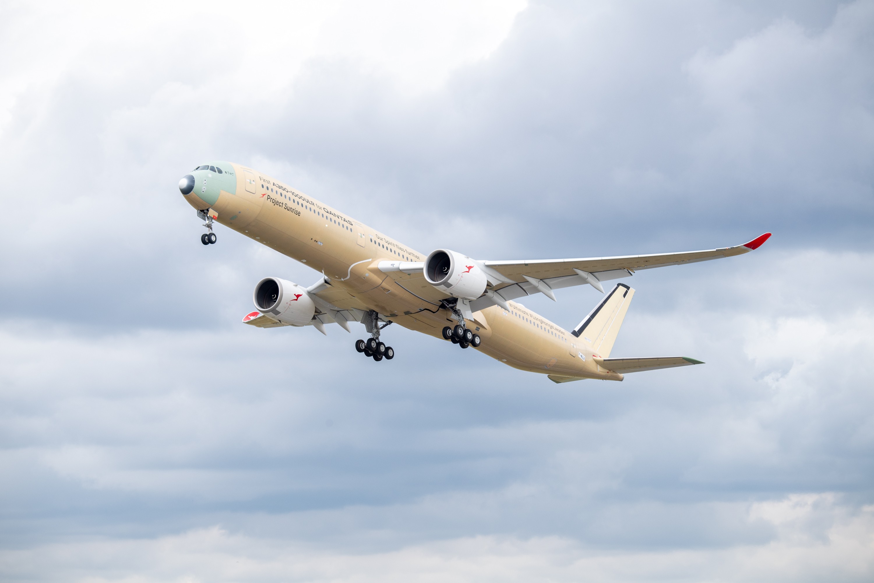 Airbus conclui primeiro voo de testes do A350-1000ULR, capaz de voar até 22 horas