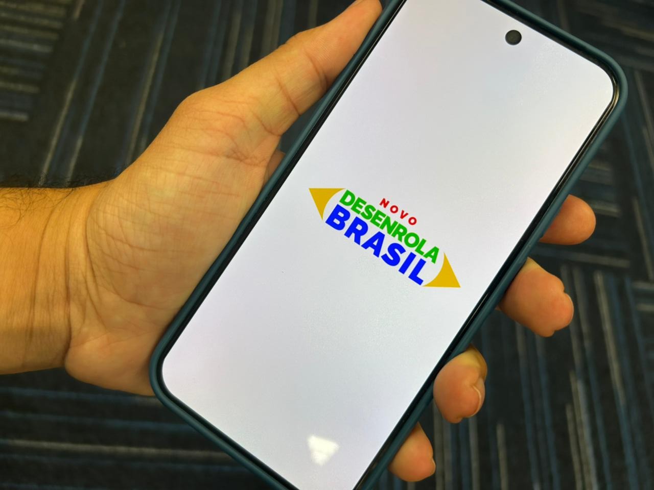 Desenrola 2.0: No 1º dia, 1,4 milhão acessam app FGTS para quitar dívida