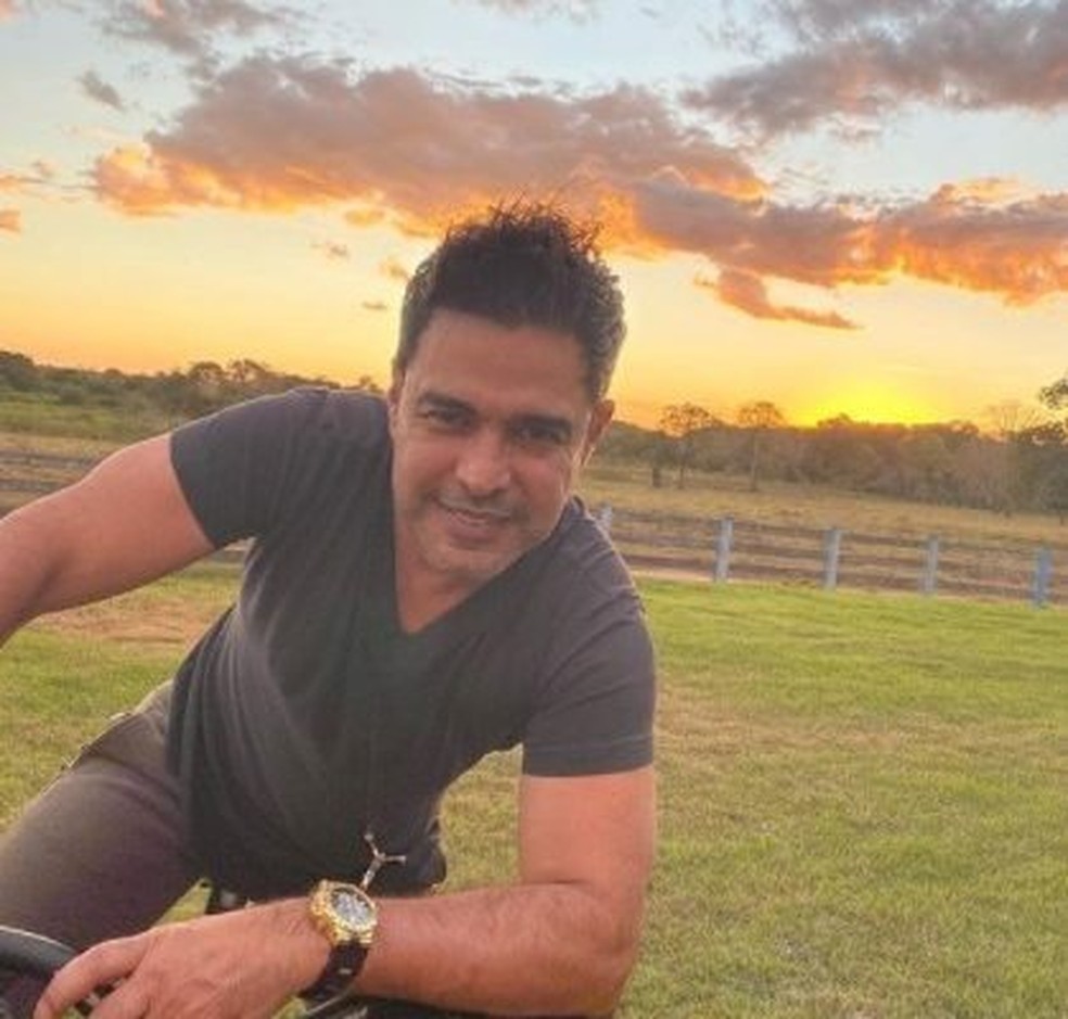 Zezédicamargo em sua fazenda - foto: reprodução / instagram