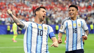 Messi comemora seu décimo sétimo gol em Copas do Mundo — Foto: Charlotte Wilson/Getty Images via AFP