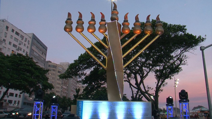 O acendimento do chanuc&aacute;, ou hanukkiah, ser&aacute; o ponto alto da Festa das Luzes, em Copacabana