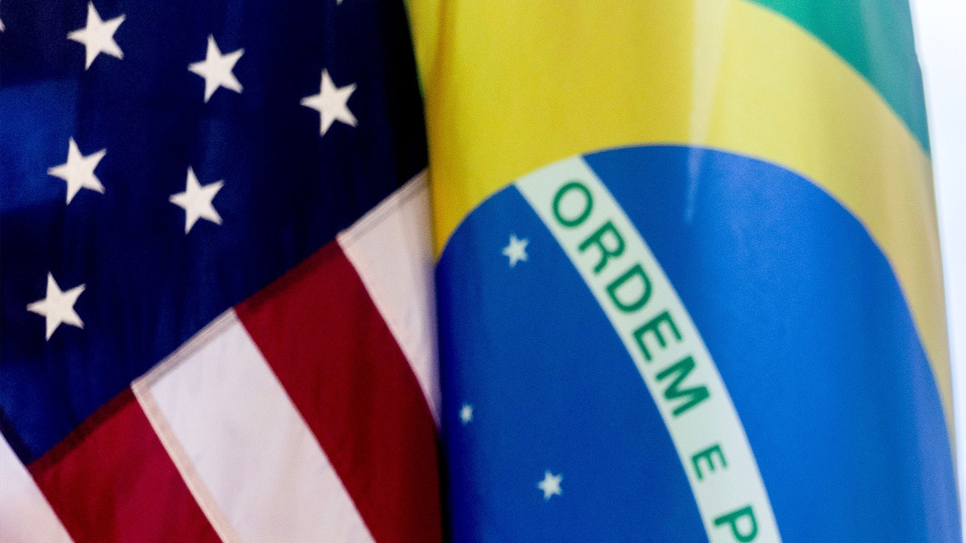 Política Externa Brasileira Ganha Popularidade entre Especialistas