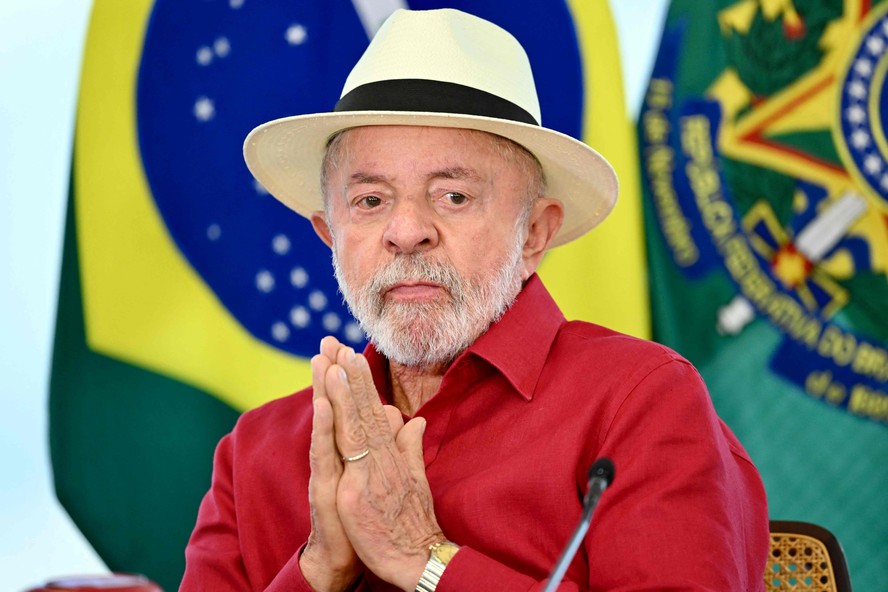Presidente Lula e Donald Trump em encontro oficial na Casa Branca em Washington.