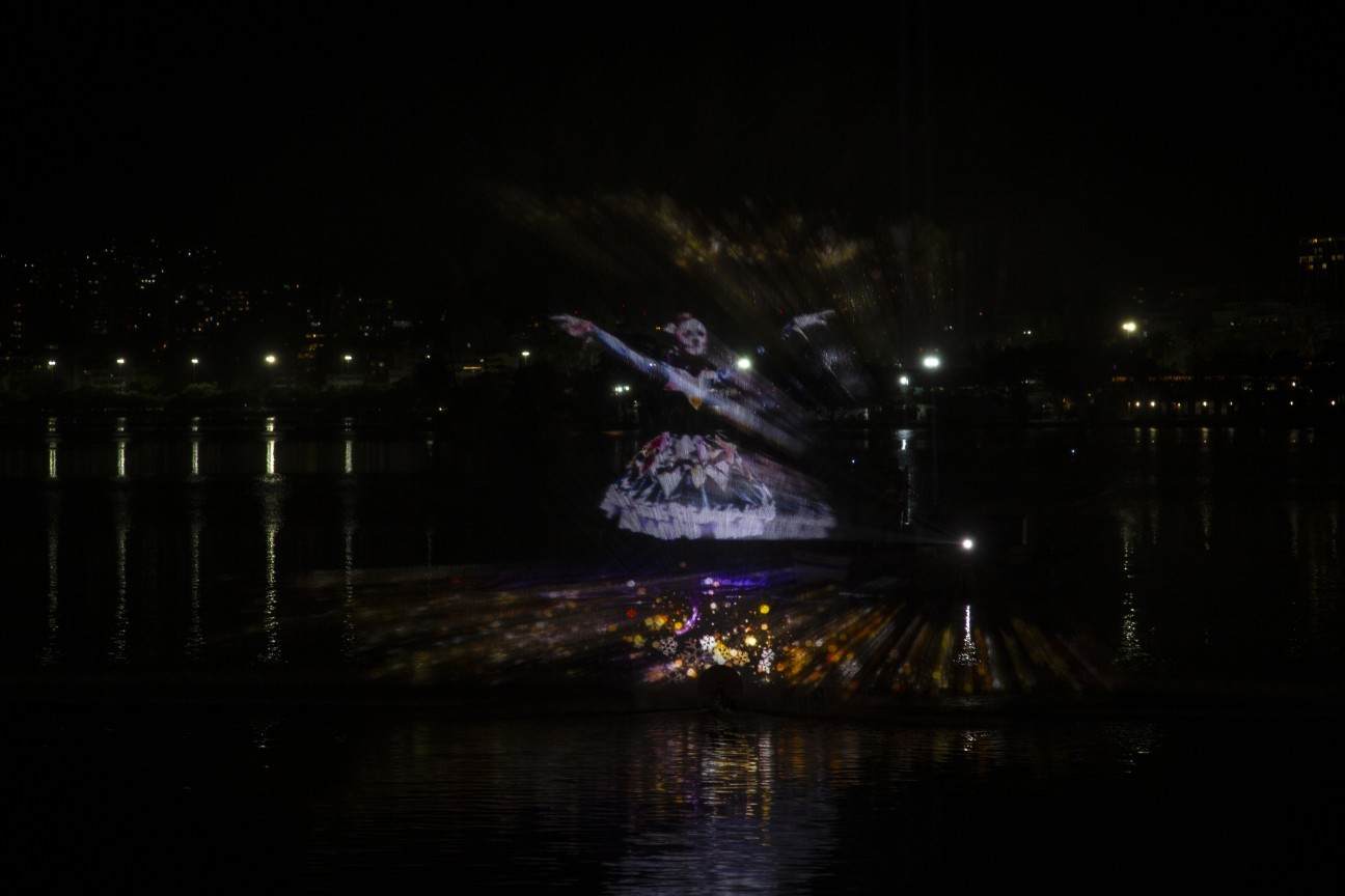 The performances on the water mirror are part of the Christmas program at Lagoa - Photo: Alexandre Cassiano