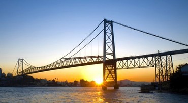 Santa Catarina reajusta salário mínimo regional e agora tem o segundo maior  piso do país