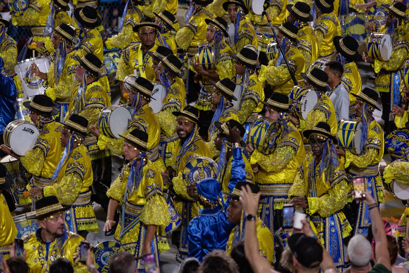 Unidos da Tijuca conquista Estandarte de Ouro de melhor bateria do carnaval 2026 — Foto: Júlia Aguiar / Agência O Globo