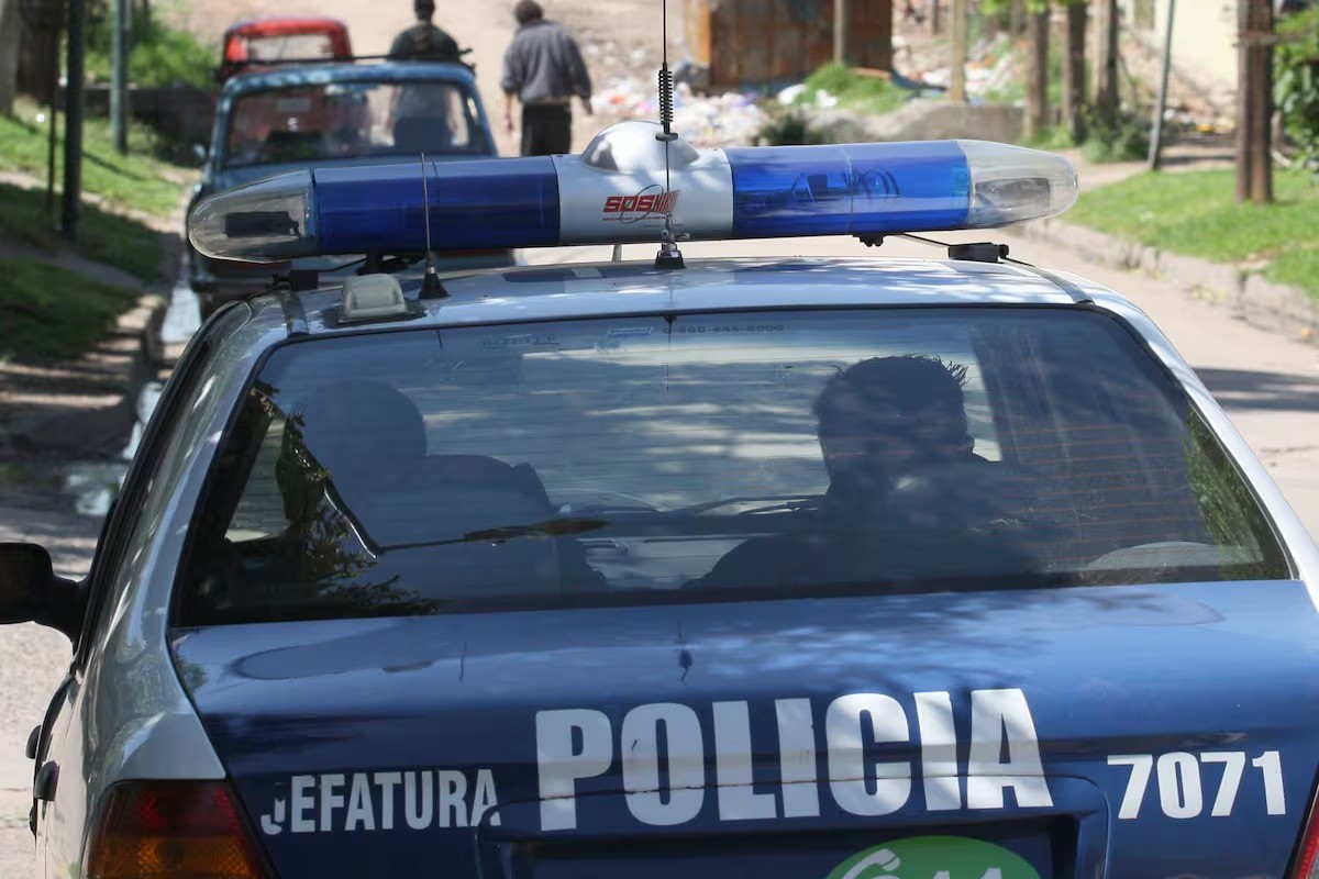 Homem confessa assassinato da mãe e é preso na Argentina