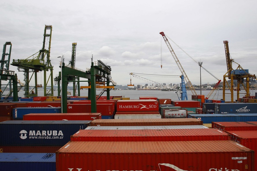 Porto do Rio visto da Ponte Rio Niterói
