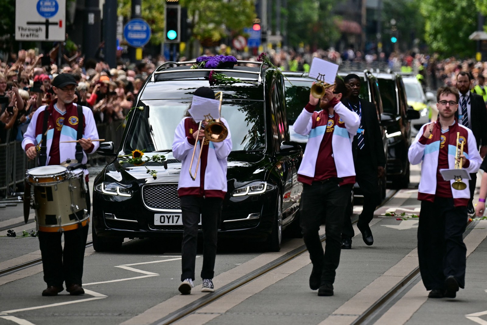 Procissão Marca Adeus A Ozzy Osbourne Em Birmingham - Foto: AFP