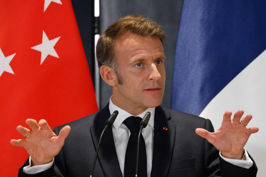 Macron fala com presidente iraniano e pede 'moderação' e retorno 'à via  diplomática'