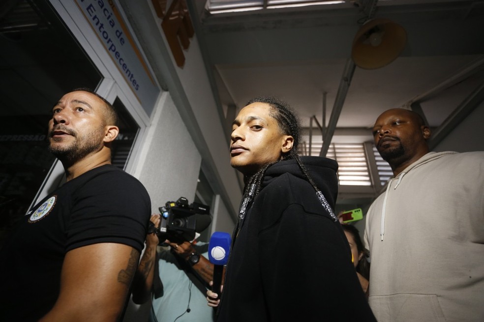 Saiba quem são o rapper Oruam e sua mãe Marcia Gama, alvos de operação ...