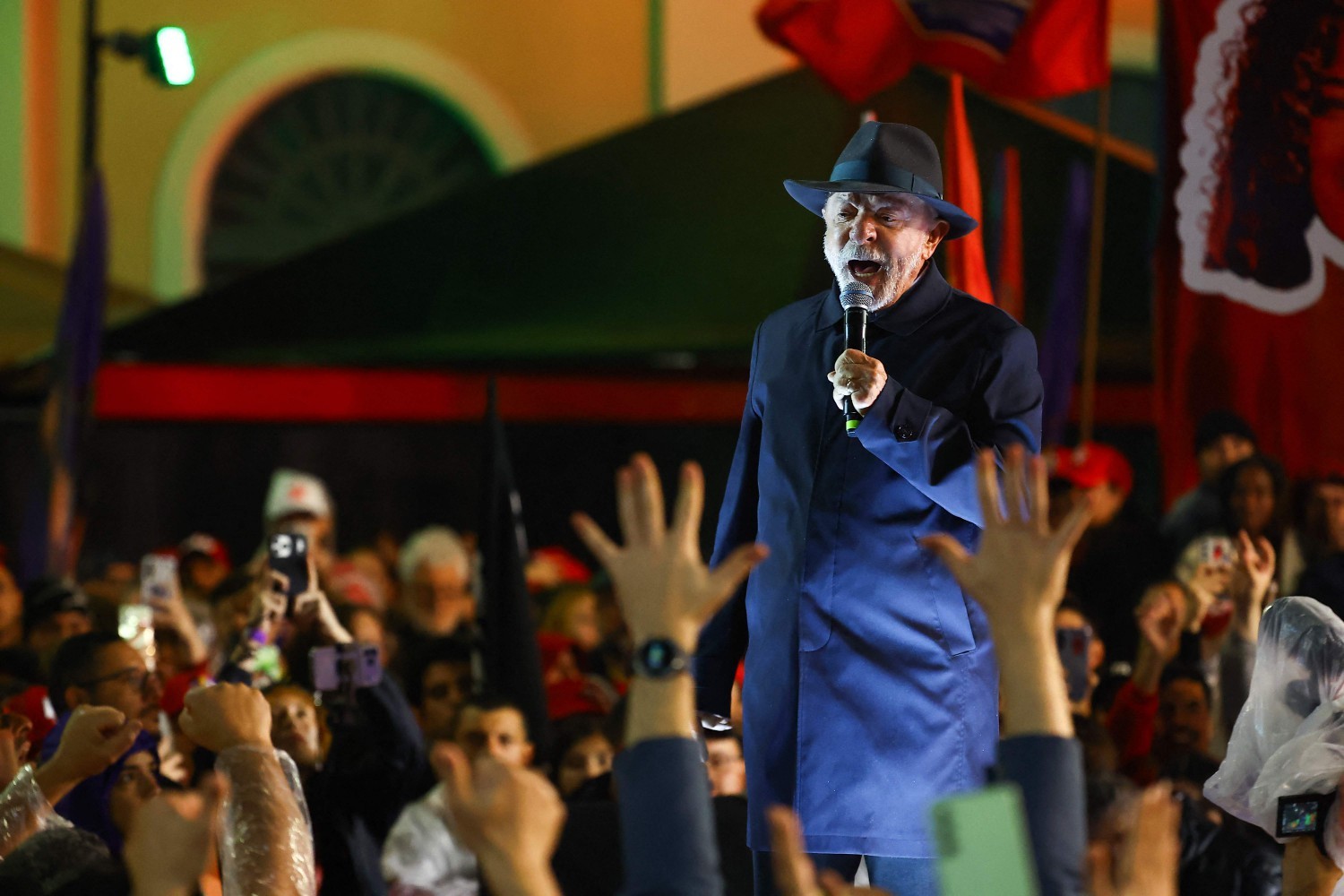 Lula prioriza comícios 'raiz' e tem o menor número de compromissos de campanha entre os candidatos; veja mapa