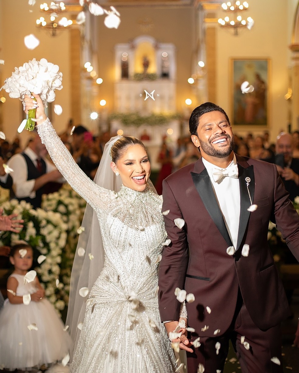 Hulk Paraíba e Camila Ângelo: saiba quanto custou casamento religioso ...