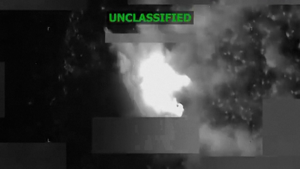 Secretário de Defesa dos EUA disse que 'ordem era matar todo mundo' em ação no Caribe, diz jornal