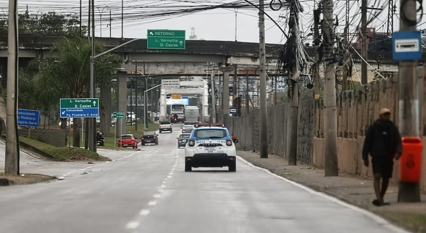 Complexo de Israel: após ocupação, polícias Militar e Civil cumprem mandados de prisão - QTU Questões do Universo