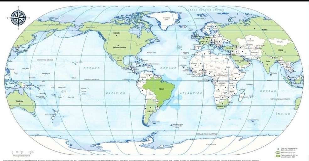 IBGE lançou mapa com Brasil no centro do mundo — Foto: Divulgação/IBGE