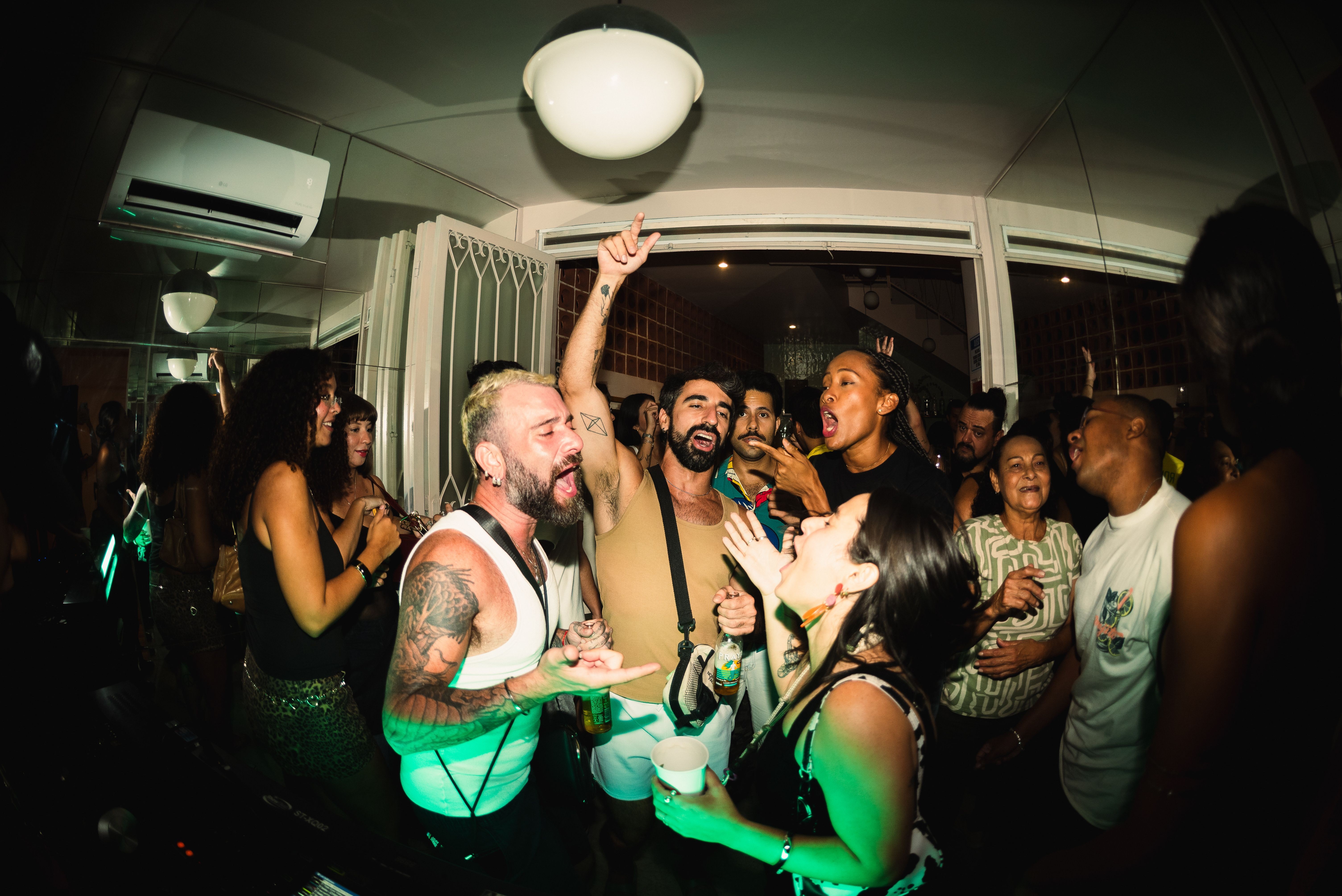 Casa 264 faz dois anos como polo cultural independente em Niterói - QTU Questões do Universo