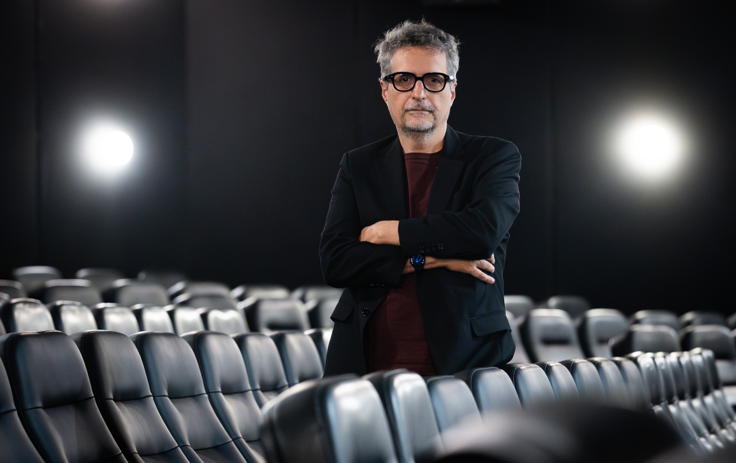 Kleber Mendonça Filho, diretor de 'O Agente Secreto', faz abertura de curso sobre cinema produzido na Baixada