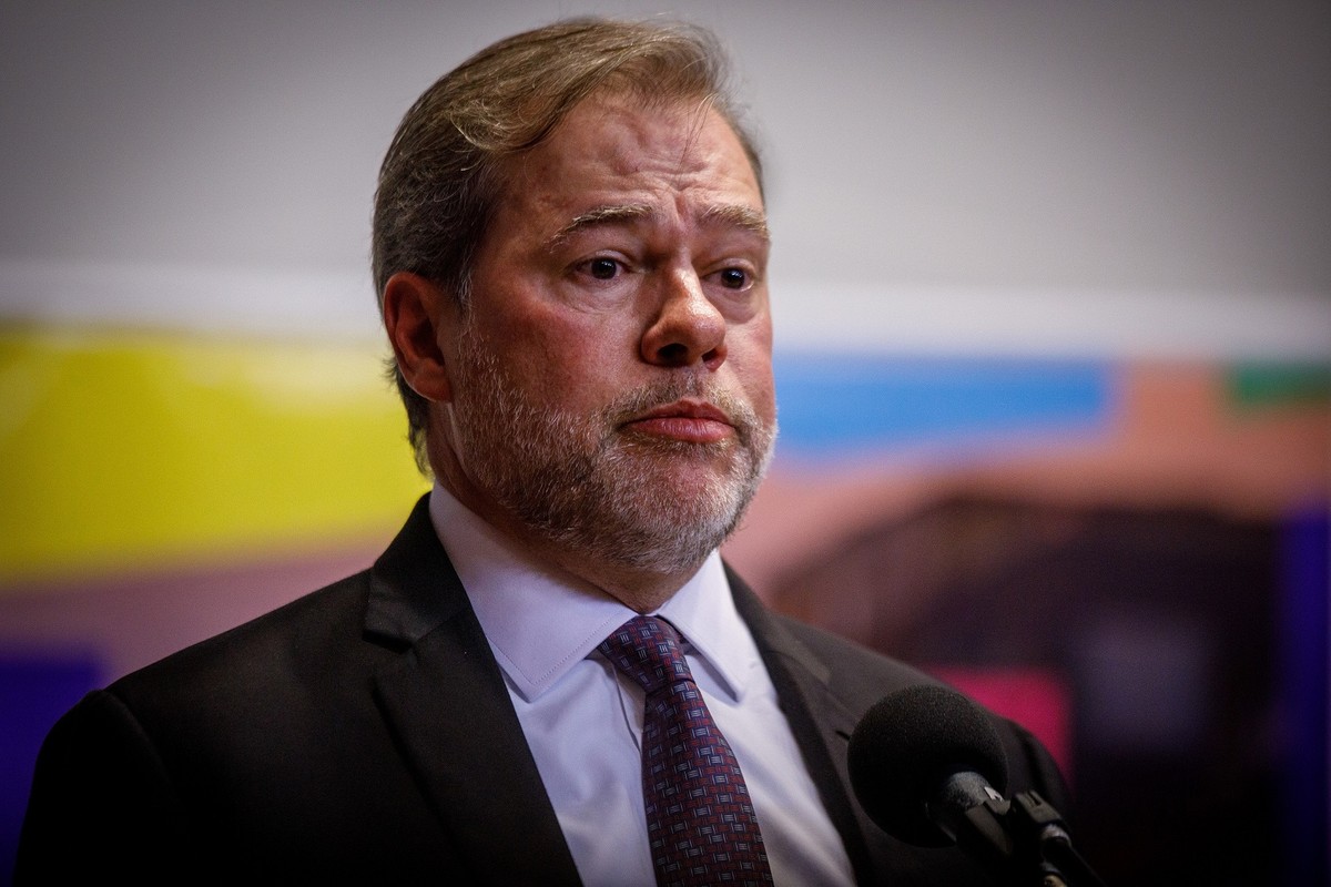 Dias Toffoli desce a ladeira