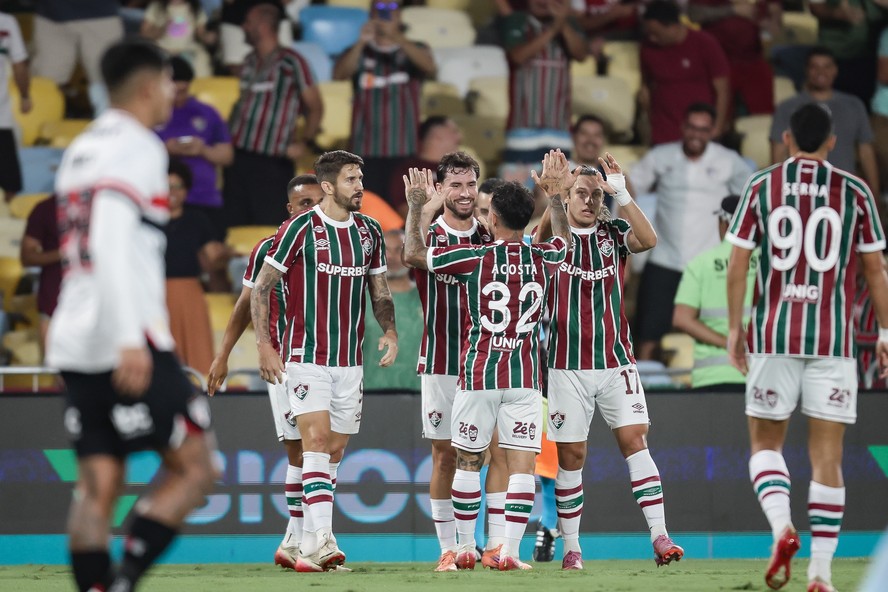 Fluminense humilha S&atilde;o Paulo com goleada de 6 a 0 no Maracan&atilde;