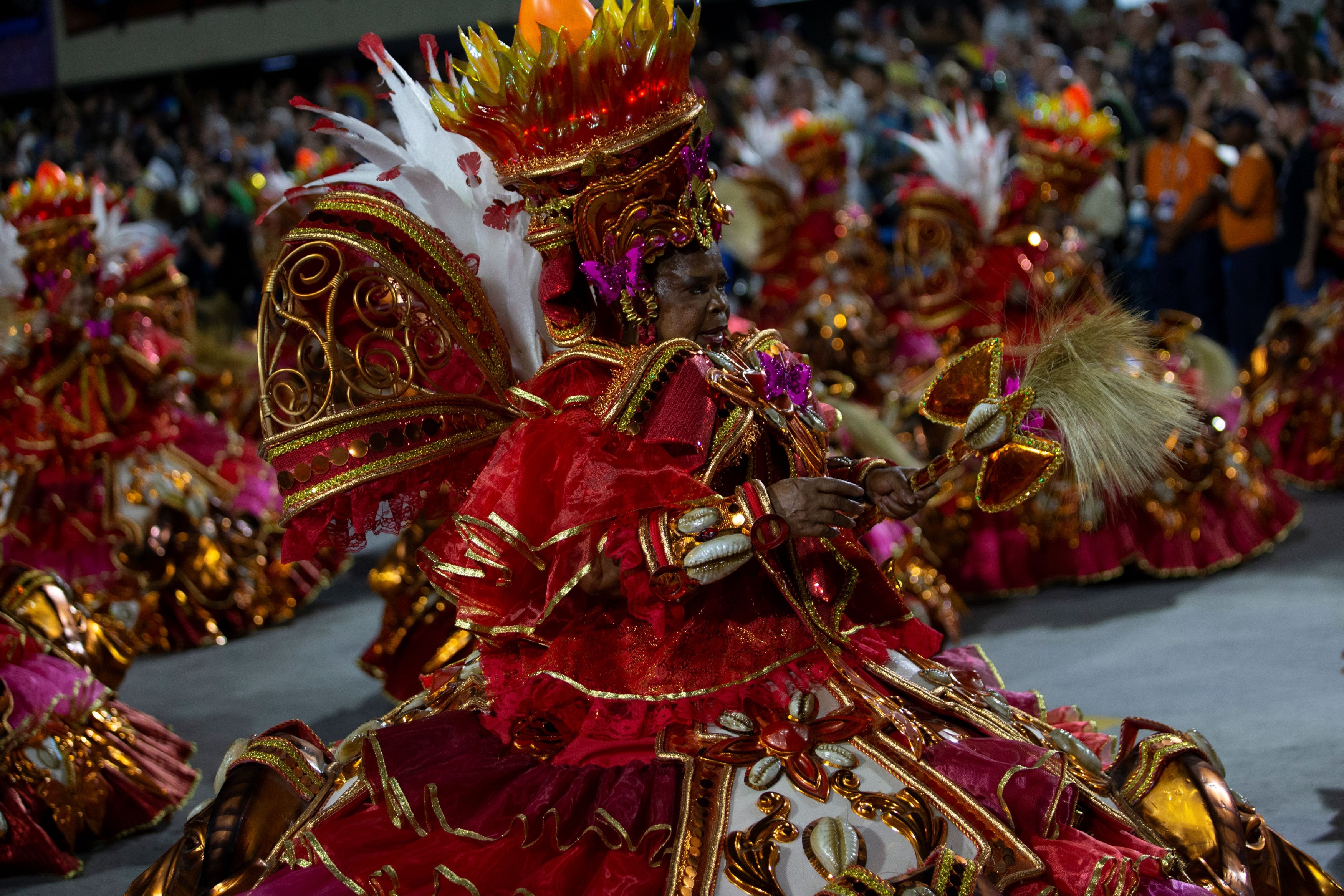Que dia começa o Carnaval 2026? Veja se a data é feriado ou ponto ...