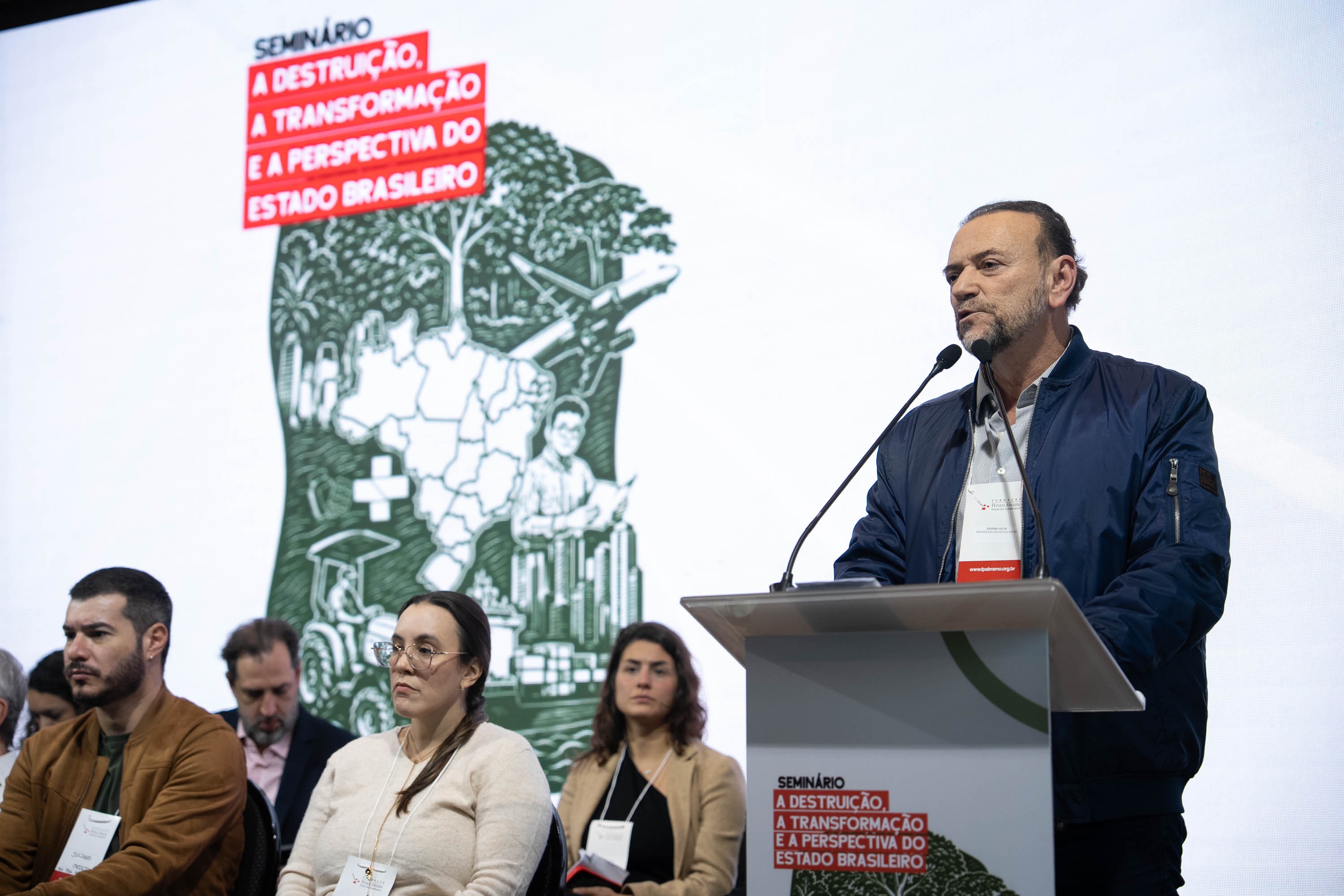 Com recusa de Pacheco em concorrer, presidente do PT vai a Minas para tentar viabilizar nova chapa