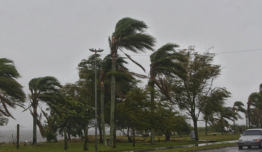 Ciclone vem aí? Novo sistema avança sobre a Região Sul; meteorologista  explica fenômeno