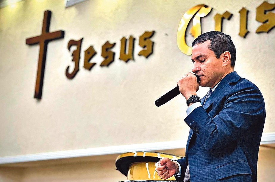Igrejas fazem campanha em cultos e podem ser autuadas - Jornal O Globo