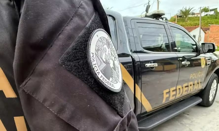 Polícia Federal faz operação no Rio contra fraudes em concurso da UFRJ